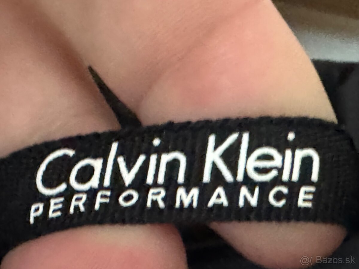 Calvin Klein M - 3