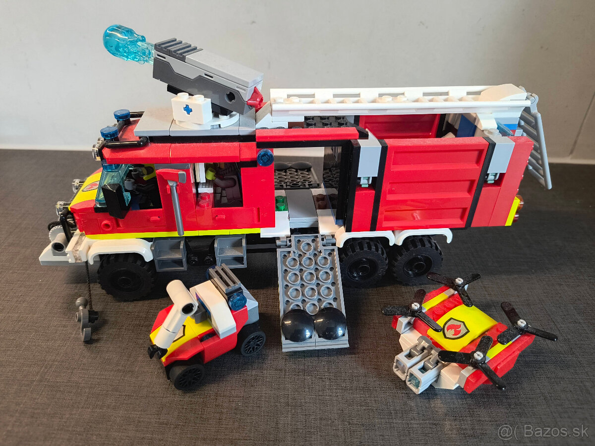 lEGO 60374 Hasici - 3