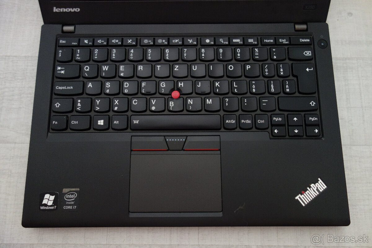 LENOVO ThinkPad X250 - 3