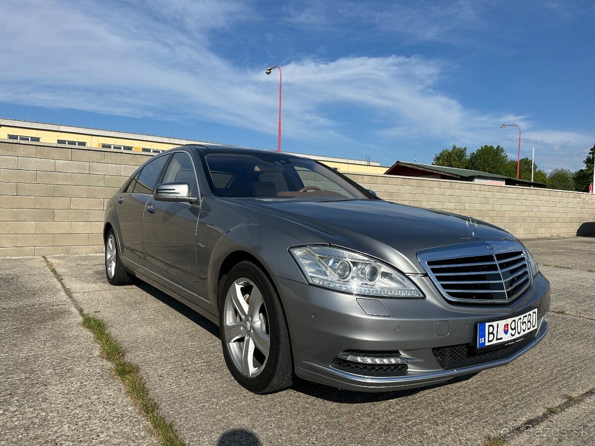 Predám Mercedes S500 4 Matic 320kw - 3