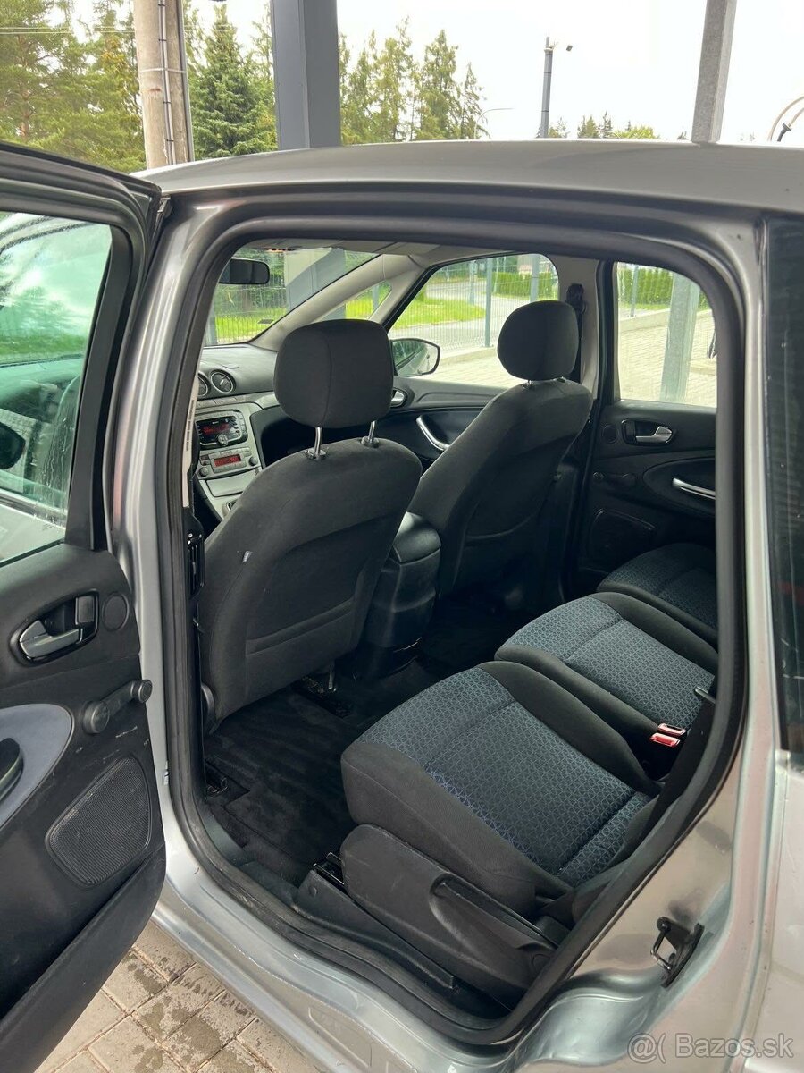 FORD S-MAX 2006 2,0 96kW - 3
