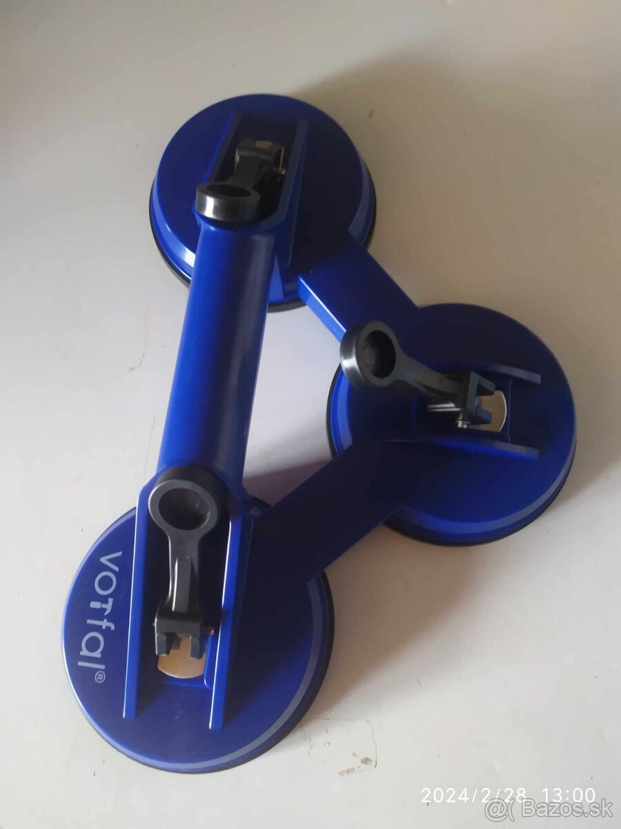 Prisavka na veľkoplošné materialy - 3