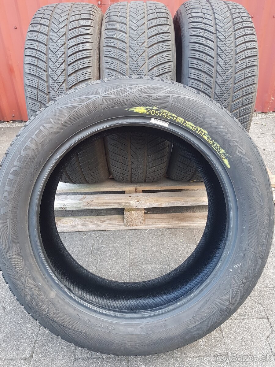 Zimne 205/55R17 Vredestein - 3