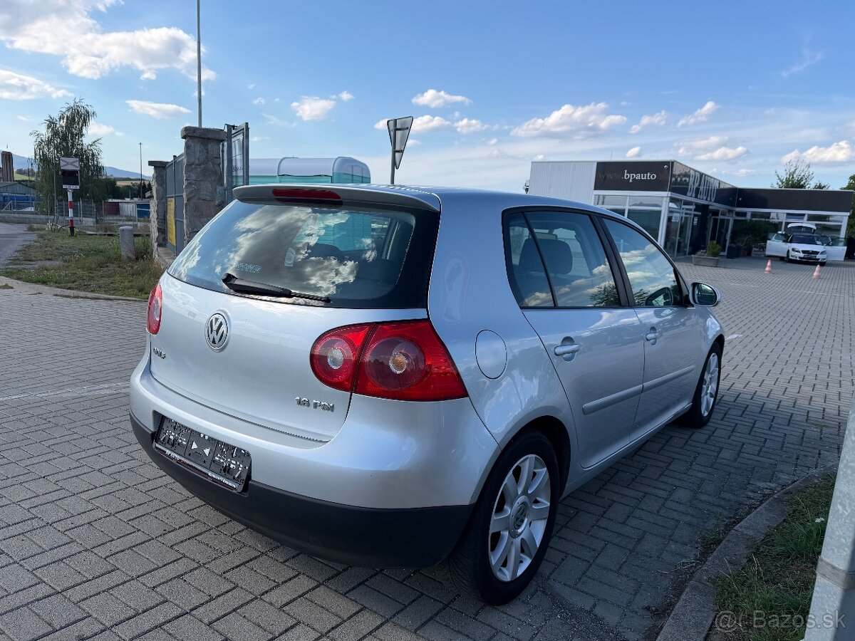 Volkswagen Golf V 1.6 benzin - 3