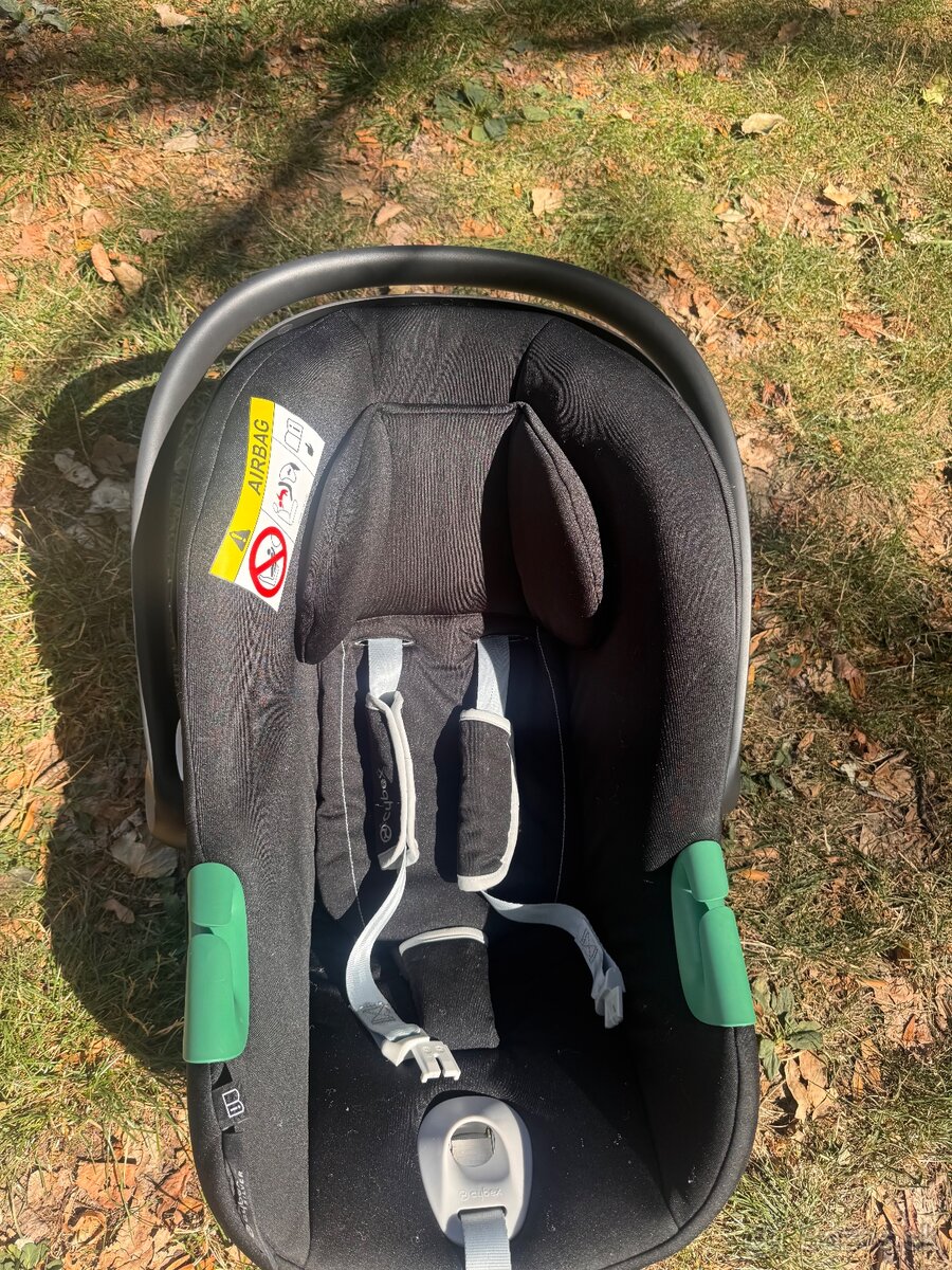 Cybex Aton B2 isize - 3