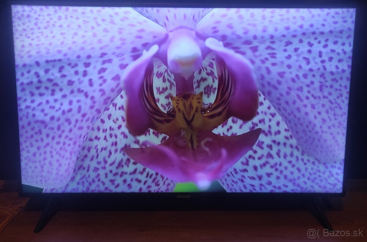 Predám 4KUHD SMART TV Samsung UE49NU7172 (124cm) - 3