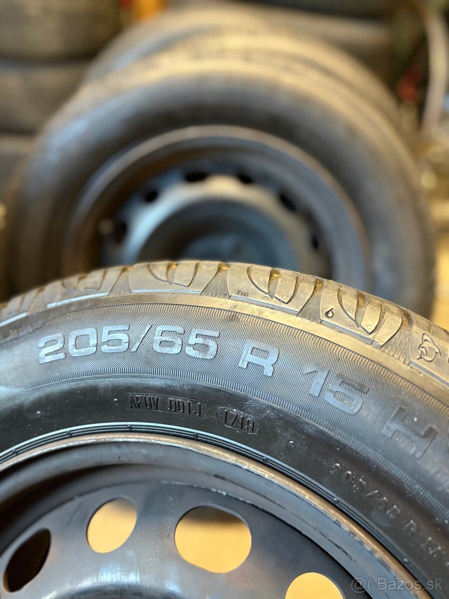 Letné pneu 205/65r15 - 3