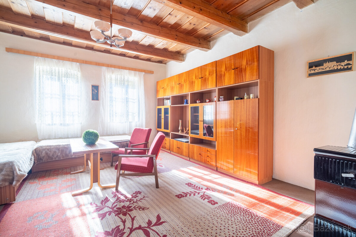 Na predaj autentická chalúpka 15km od Banskej Štiavnice - 3