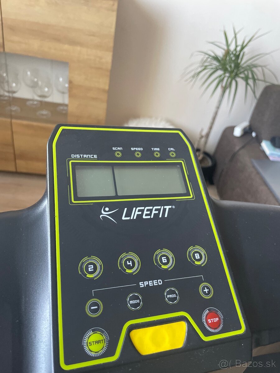 Bežecký pás LIFEFIT TM1200 - 3