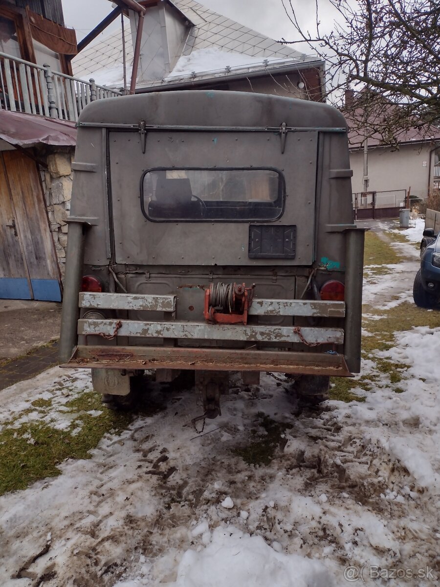 Predám ARO m461 plne funkčné - 3