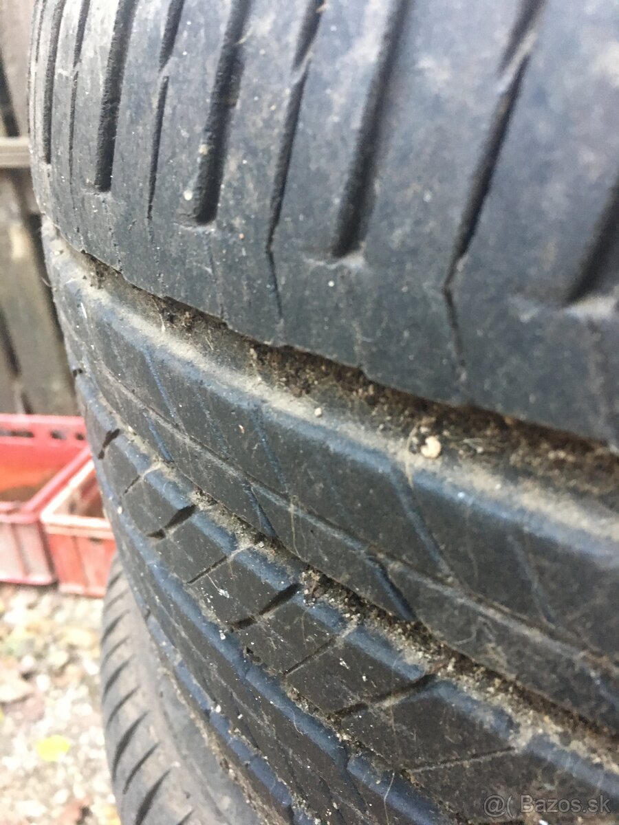 Predam Kolesá BMW X5 , VW Tuarek R18 - 3