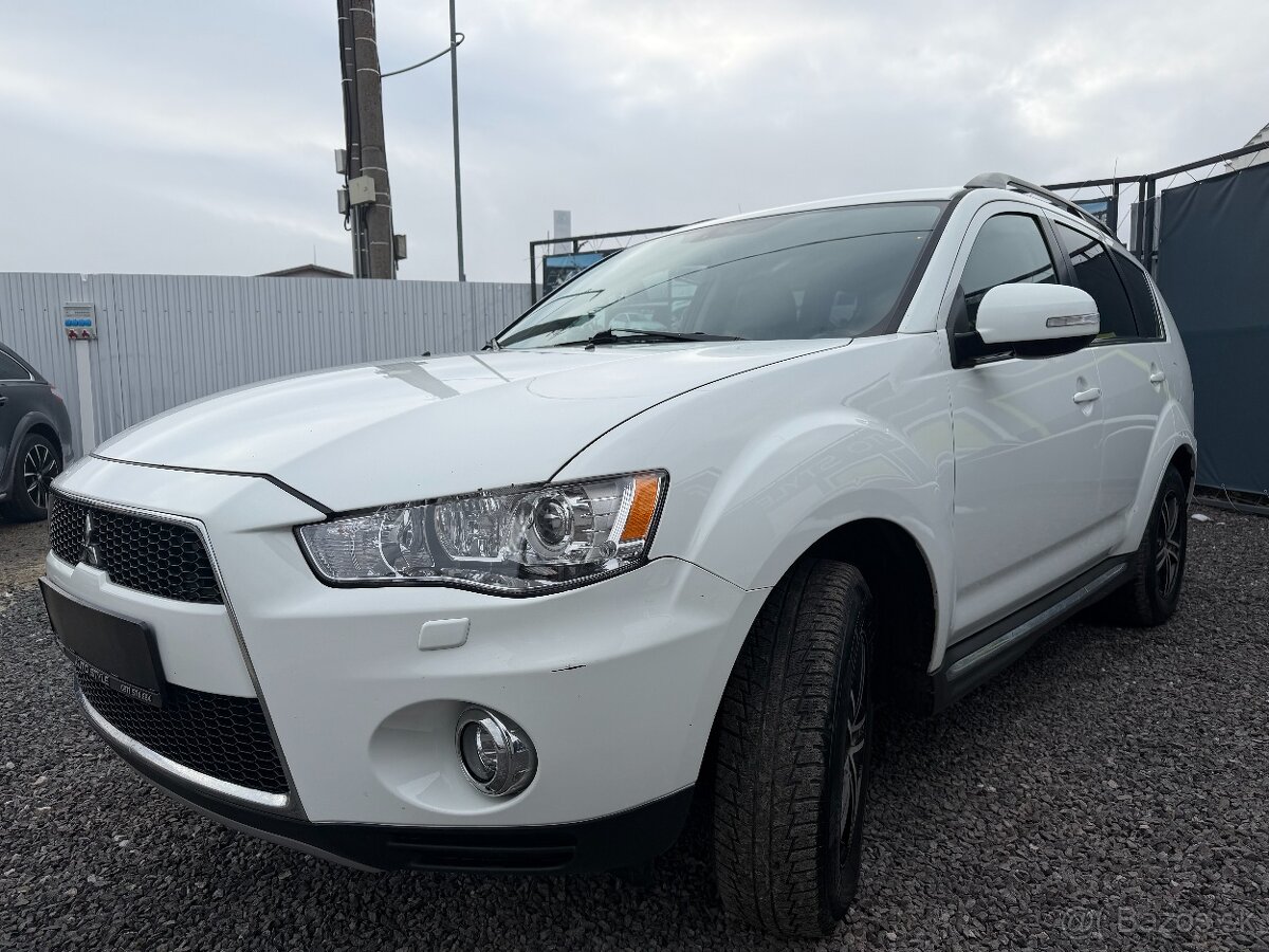 Mitsubishi Outlander 2.2 DI-D (177k) Intense 4×4 - 3