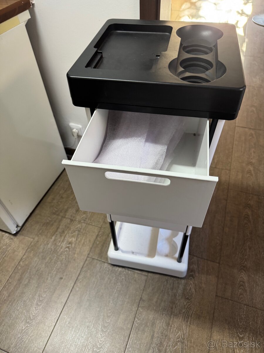 Loreal vozik na farbenie - 3