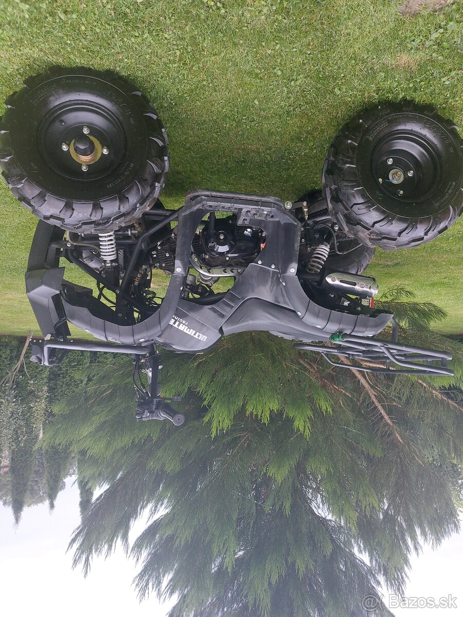 Predám detskú motorovú štvorkolku Hummer