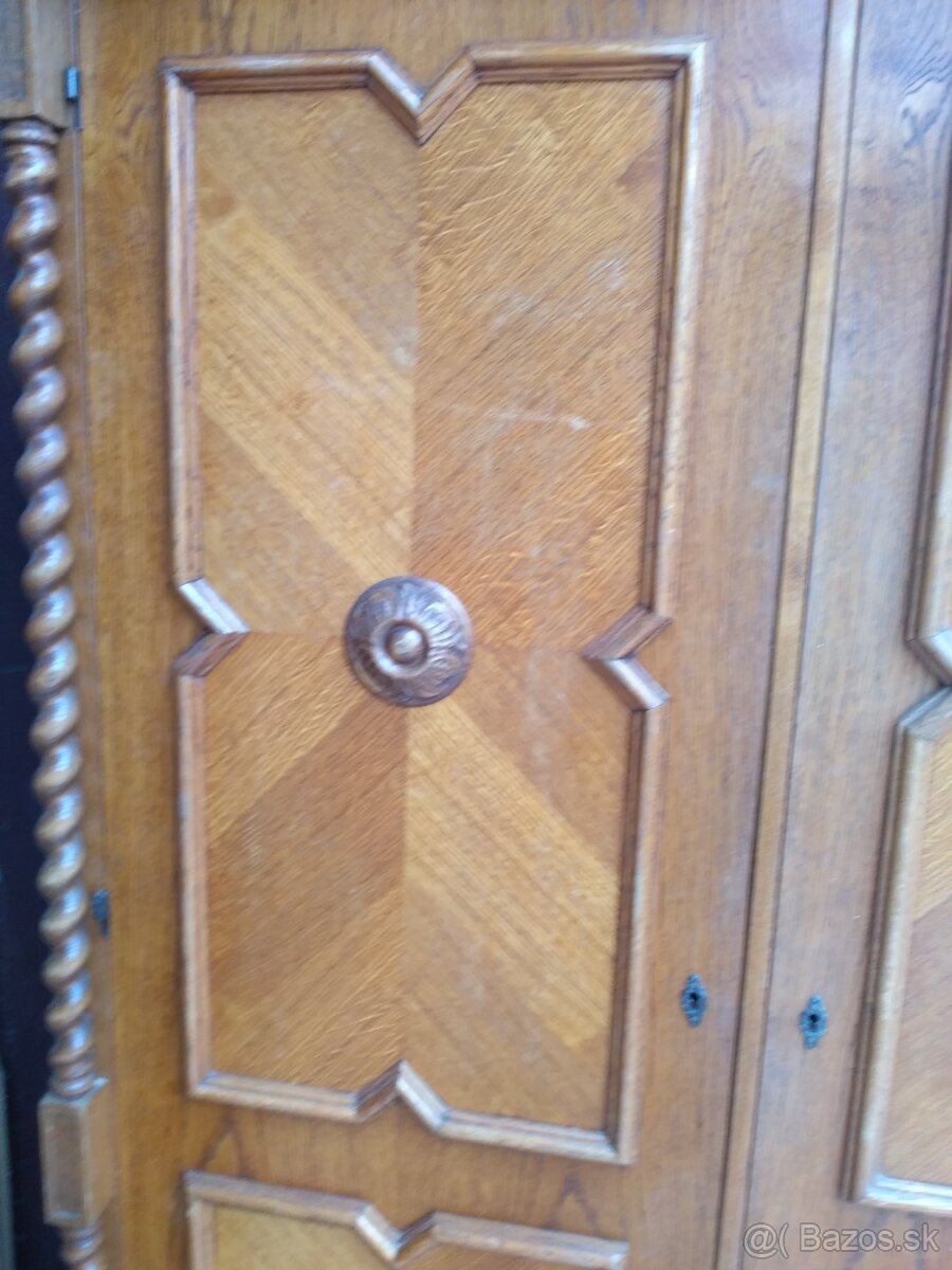 Masívna skriňa - 3