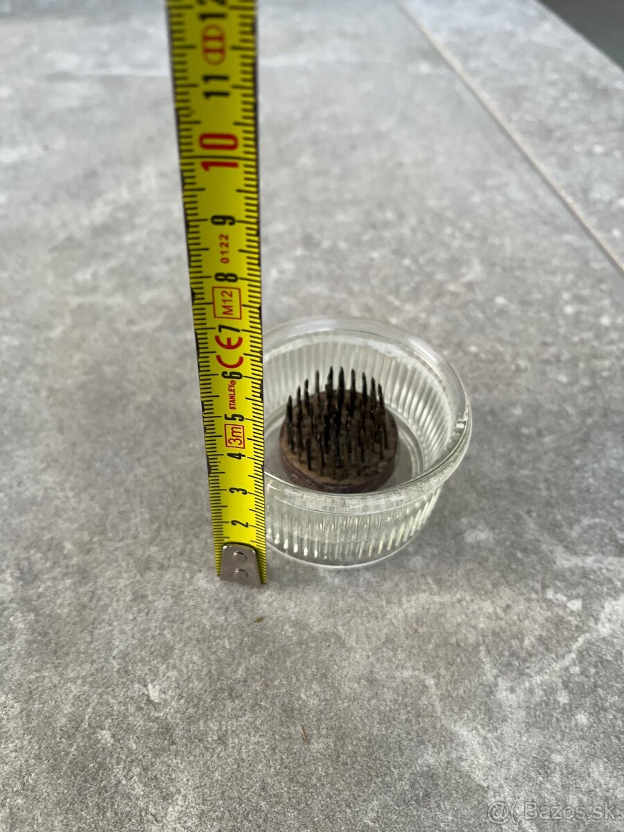 Predám oceľového ježka na aranžovanie kvetov - 3