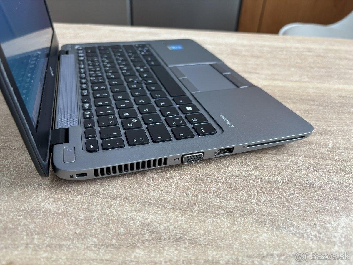 #012 - HP EliteBook 820 G2/i7 5600U/16GB/256GB SSD/W10 - 3