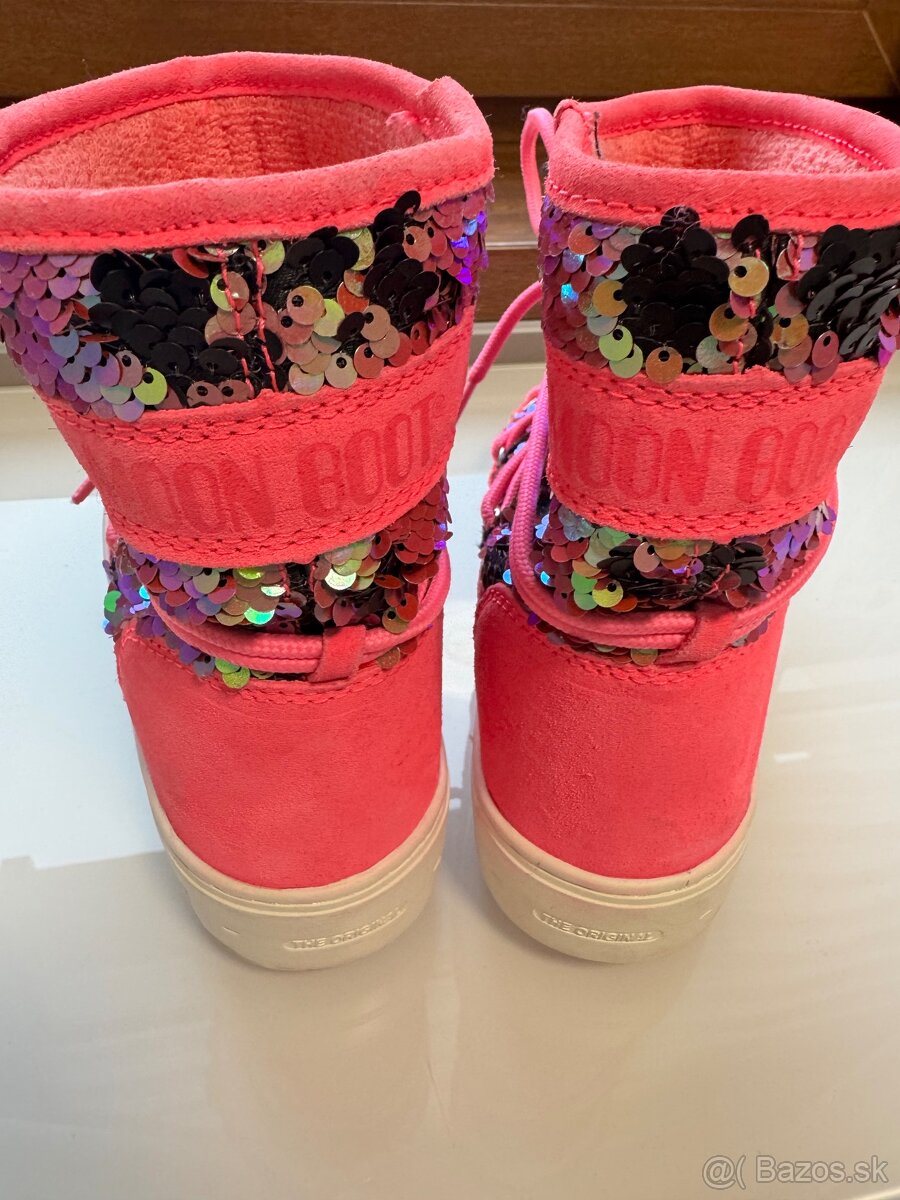 Moon Boot - 3