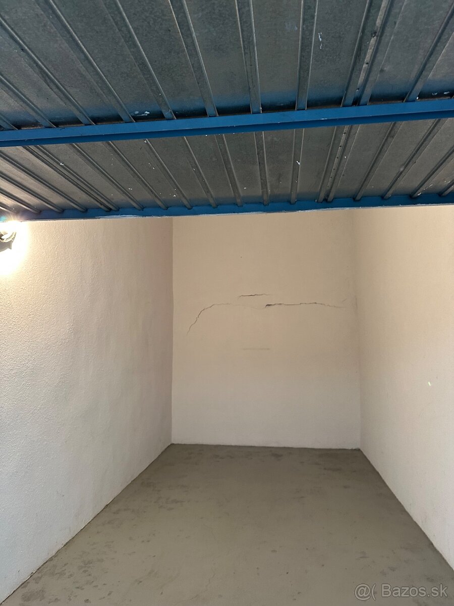 Garáž - 3