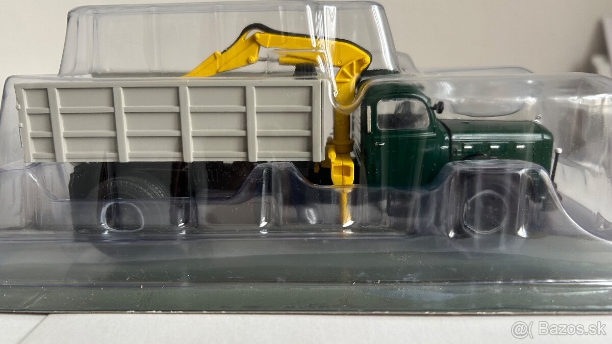 ŠKODA 706 R 1/43 DeaGostini - 3