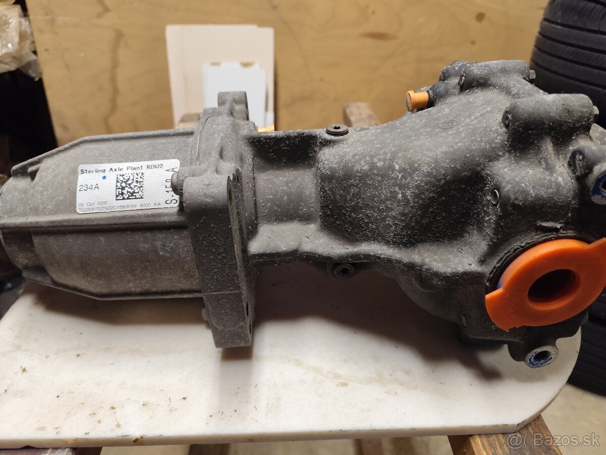 Ford zadný diferenciál - 3