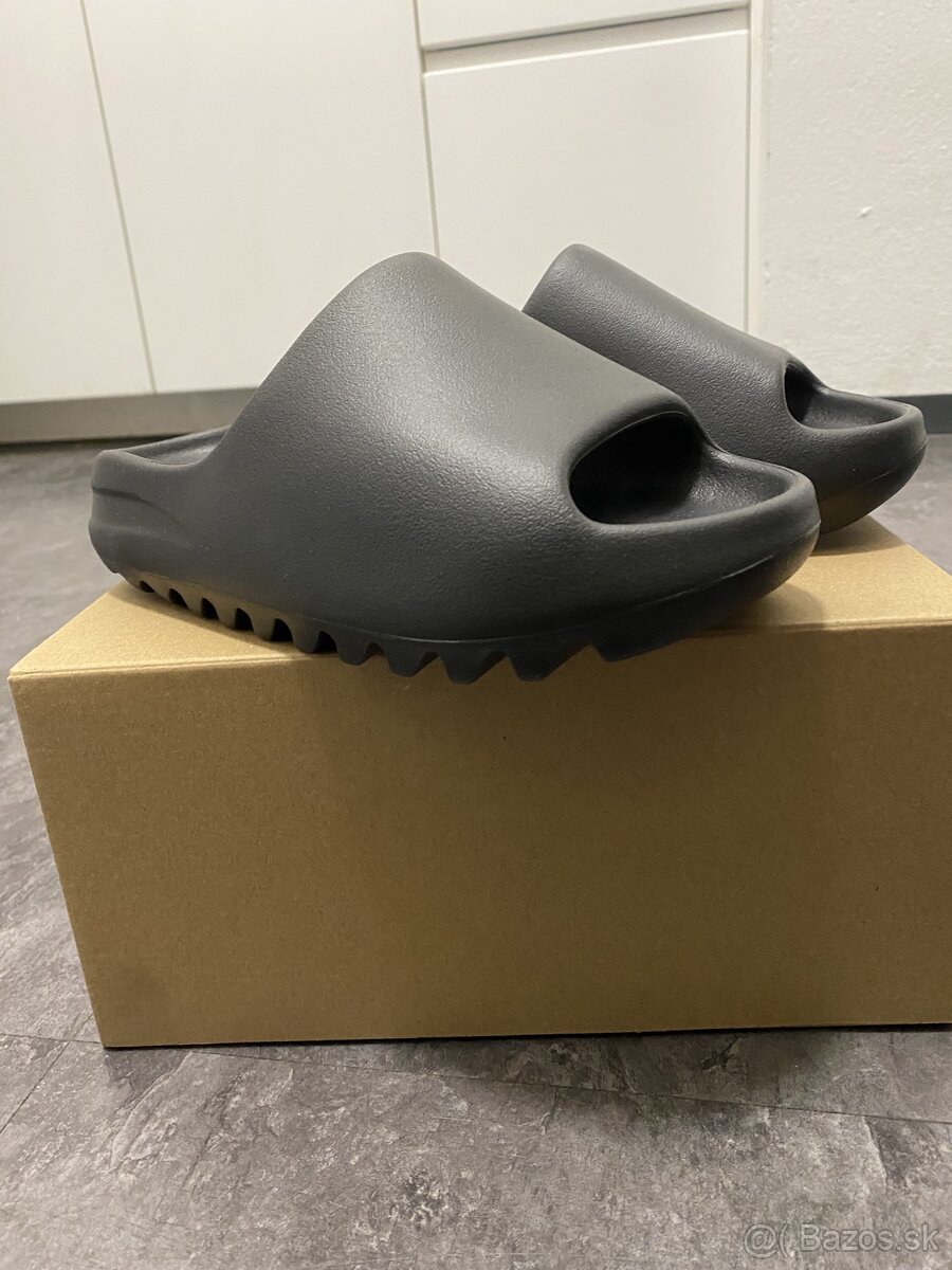 Adidas Yeezy Slide Onyx - 3