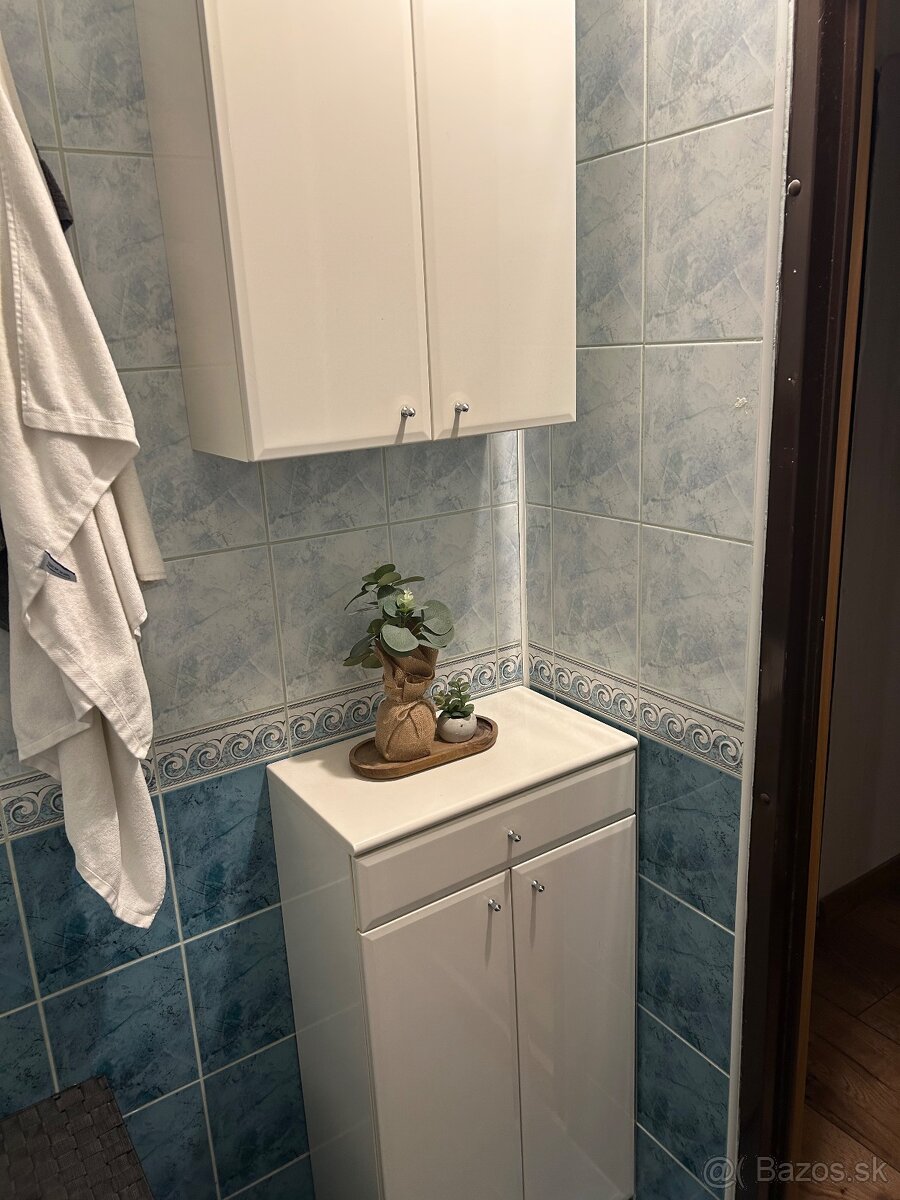 Skrine do kúpeľne - 3