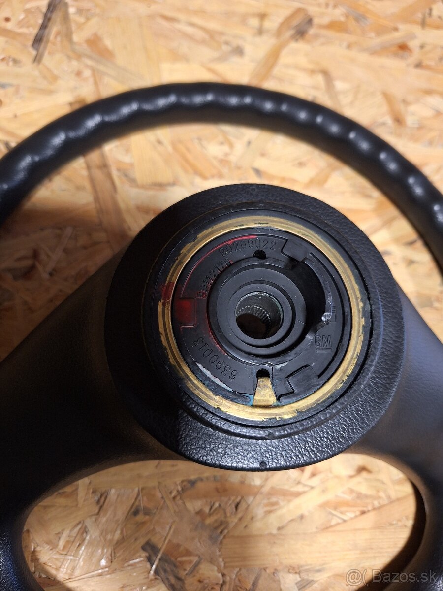 Predám volant na OPEL corsa B - 3