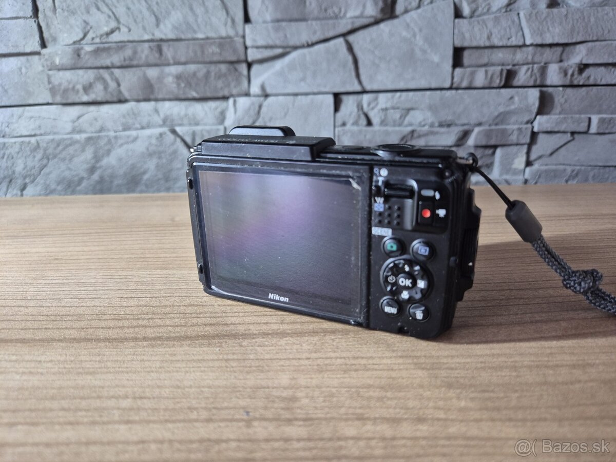 Predám Nikon AW130 - 3