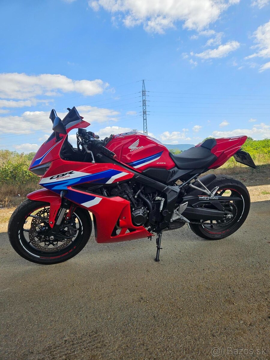 Honda CBR 650R - 3