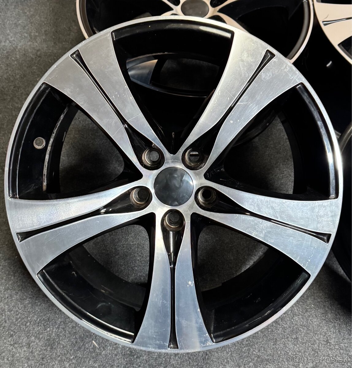 5x112 R18 Autec ET 35 čierno/leštene - 3