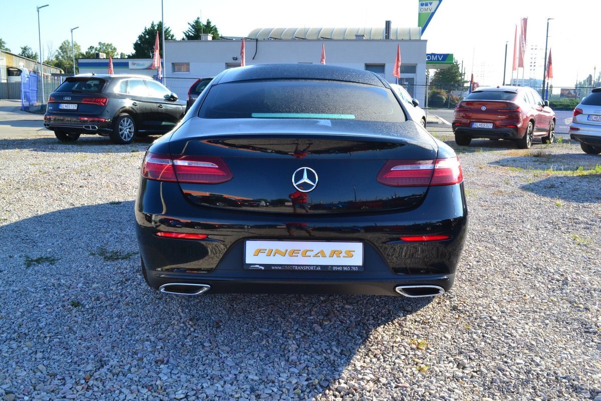 Mercedes-Benz E trieda Kupé 300d - 3