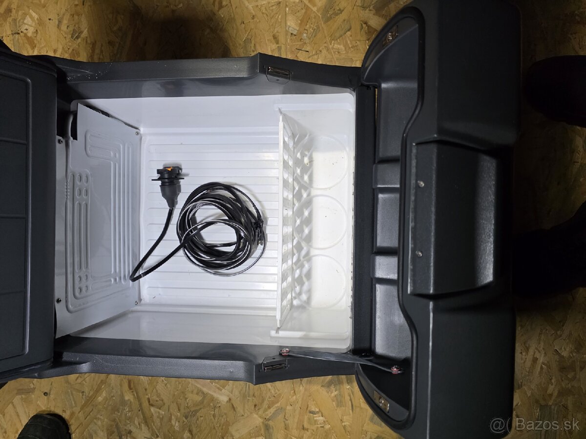 Predám chladničku MAN - 3
