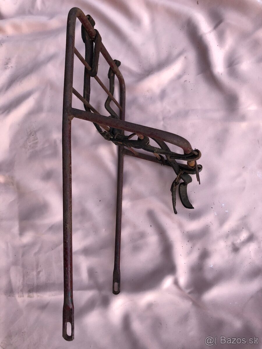 Jawa pérák - nosič - 3