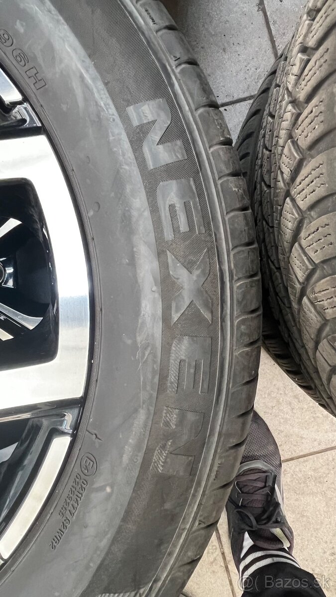 215/60R17 letne - 3