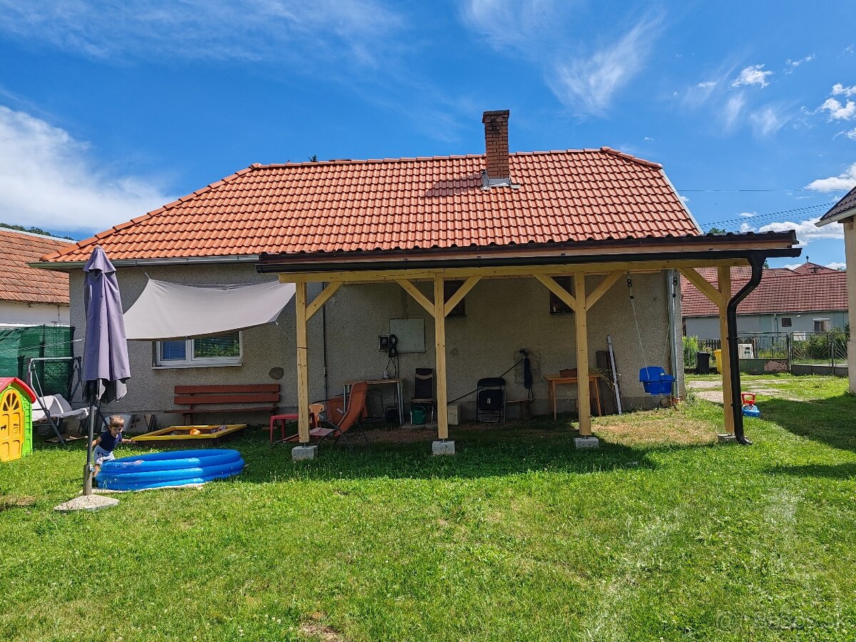 RODINNÝ DOM POLTÁR - 3