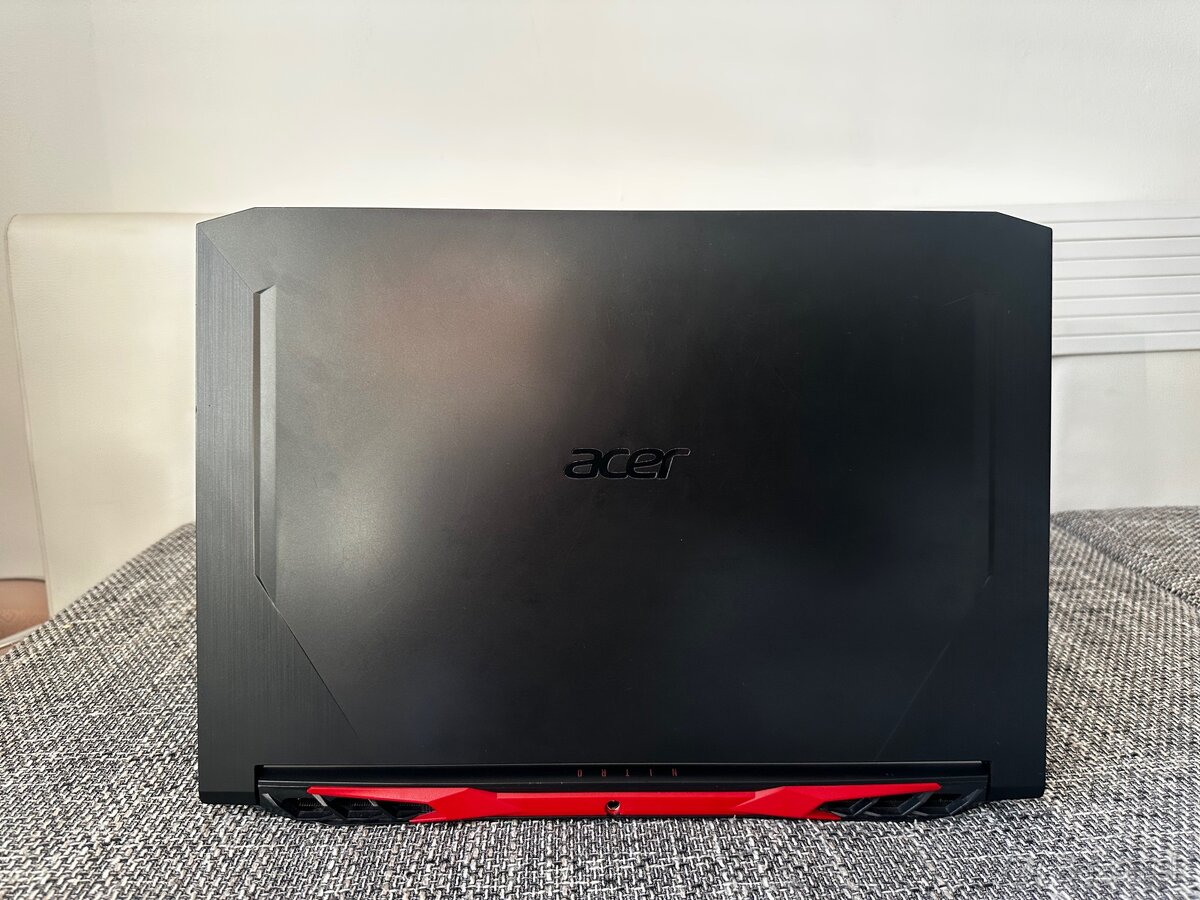 Acer Nitro 5 + Xbox ovládače - 3