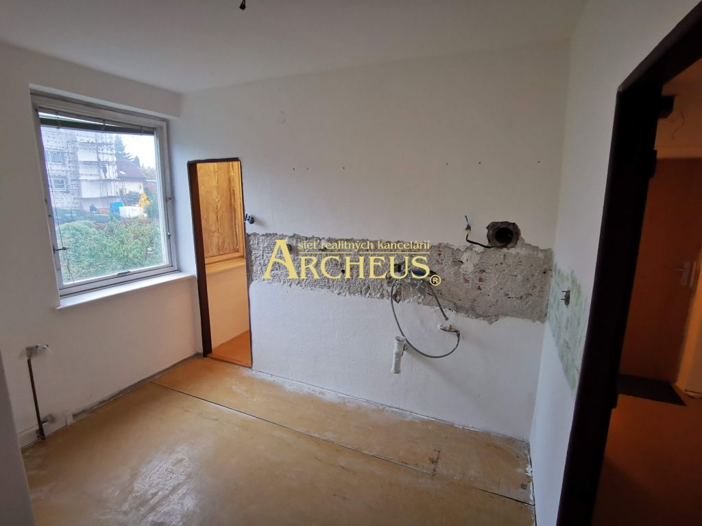 4 iz. byt s garážou Clementisova, Nitra - Chrenová - 3