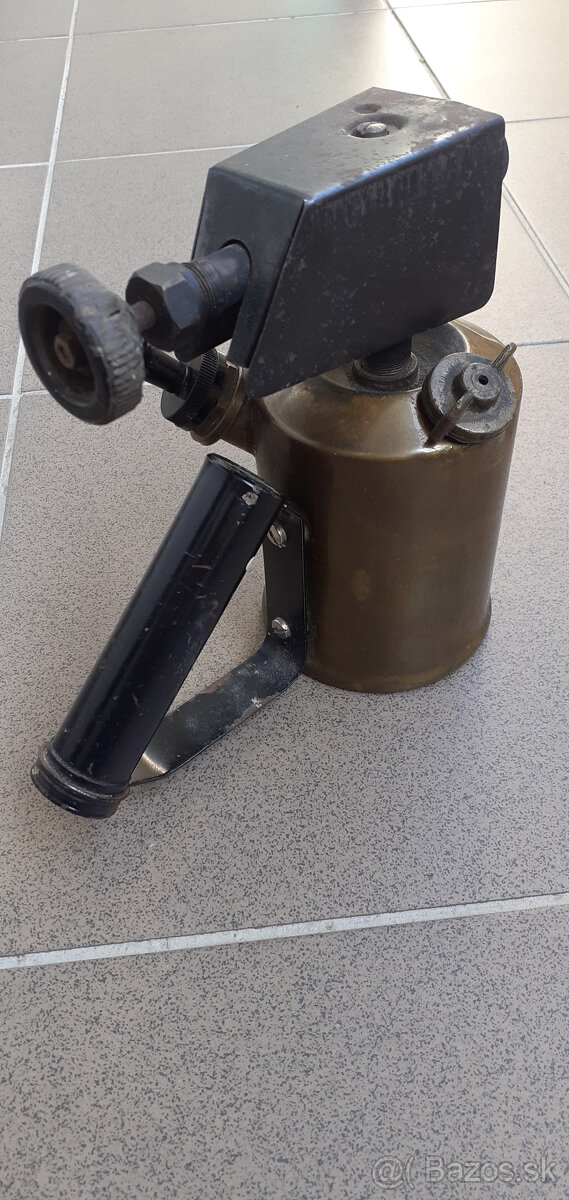 benzínová let lampa zn. BAT - 3