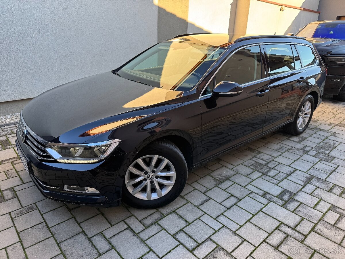VOLKSWAGEN PASSAT VARIANT, 1,4 TSI, MANUÁL, 5/2017, LED - 3