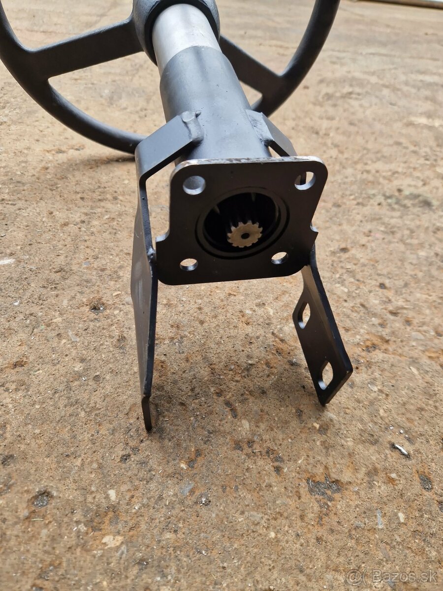 Stĺpik volantu na Zetor 6340 - 3