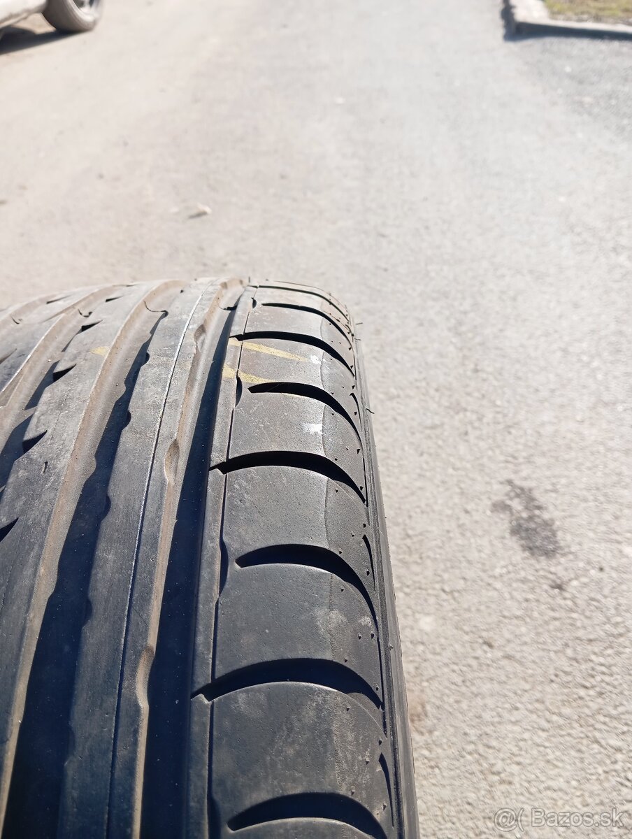 235/55r17 letné - 3