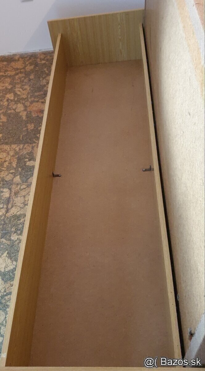 Posteľ s úložným priestorom - 3