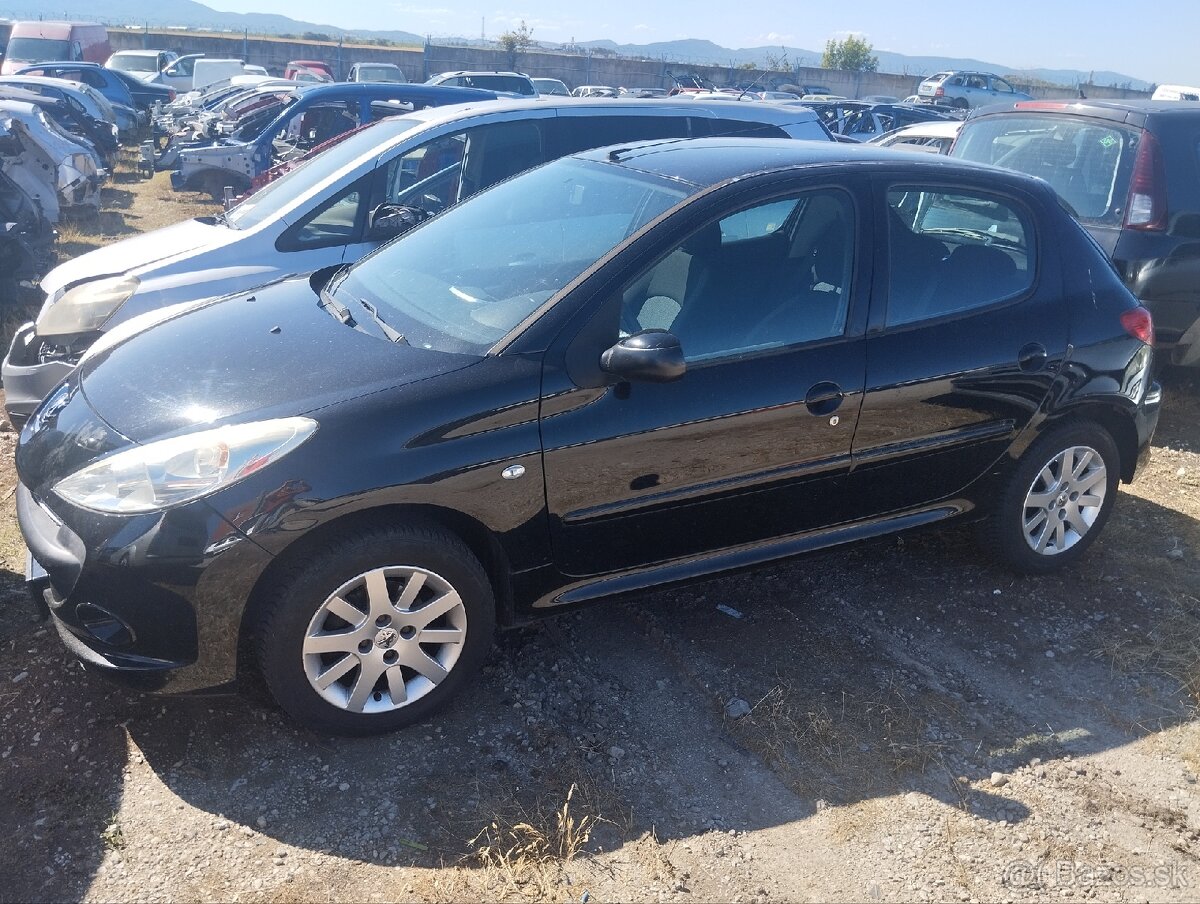 Rozpredám Peugeot 206+ - 3