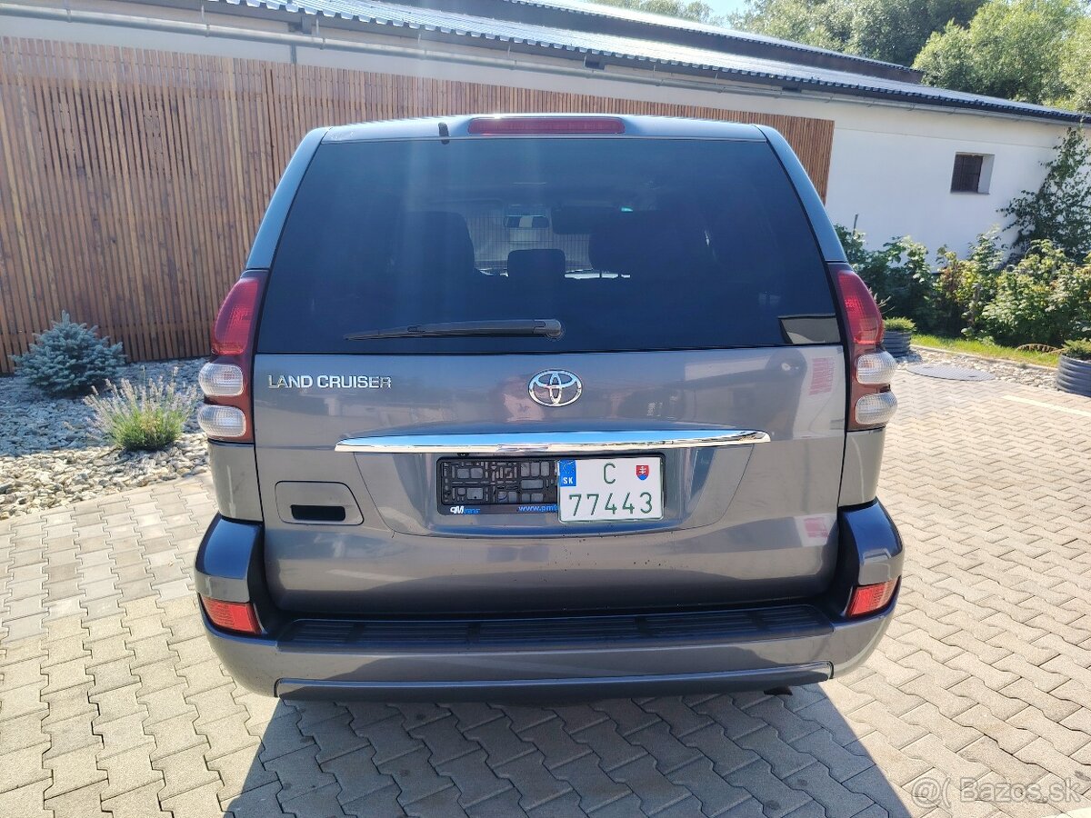 Toyota Land cruiser 120,5dver, 8miest - 3