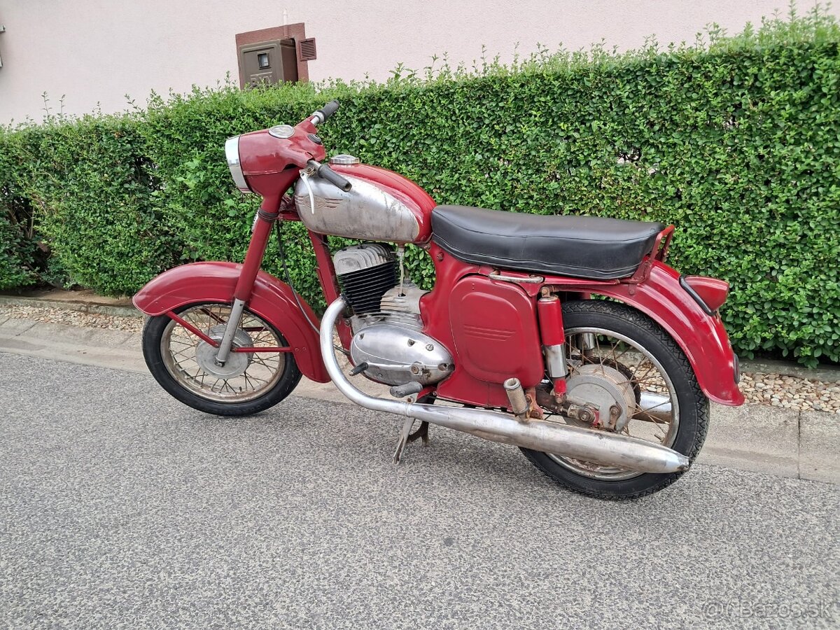 JAWA 250 559 - 3