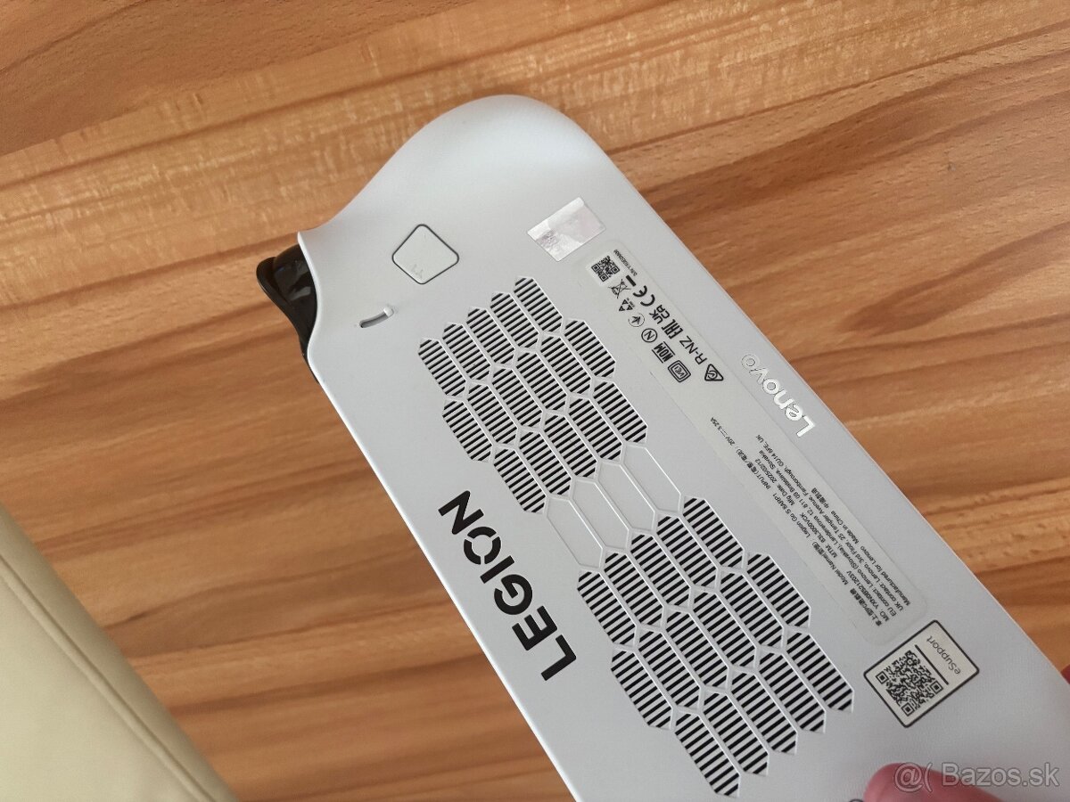 Lenovo Legion Go S - 3