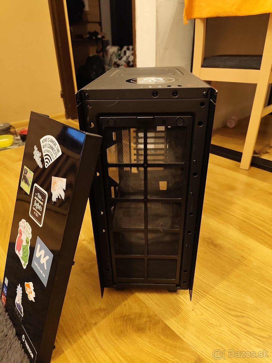 nzxt s340 mid tower skriňa - 3