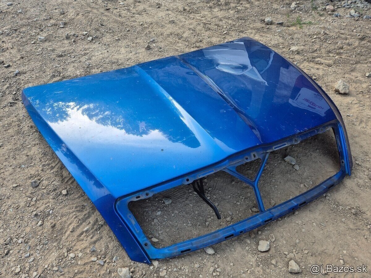 Predám prednú kapotu na Škoda Octavia II 2 - 3