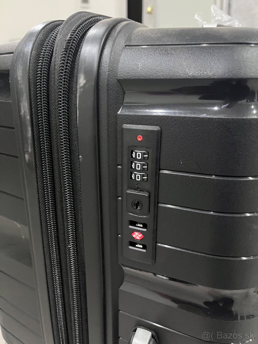 Predám cestovateľský kufor - 3